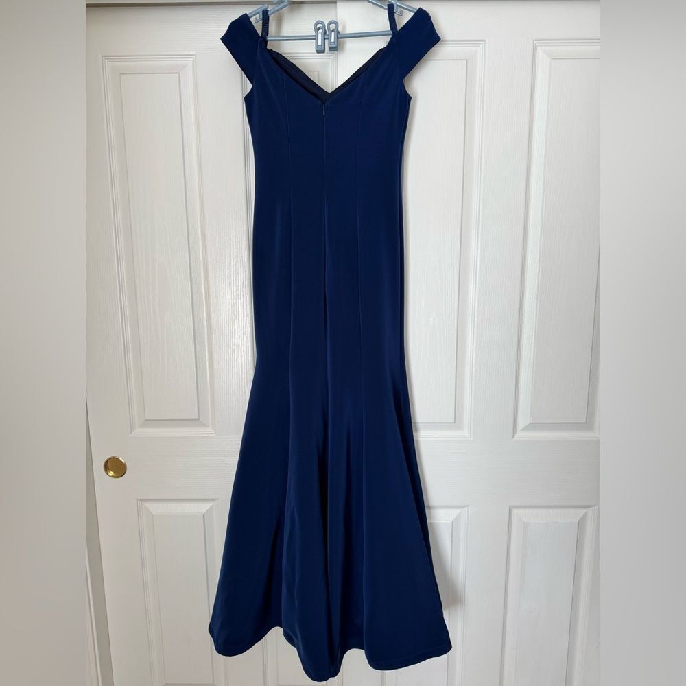 Cindy formal dress - Picture 3 of 6
